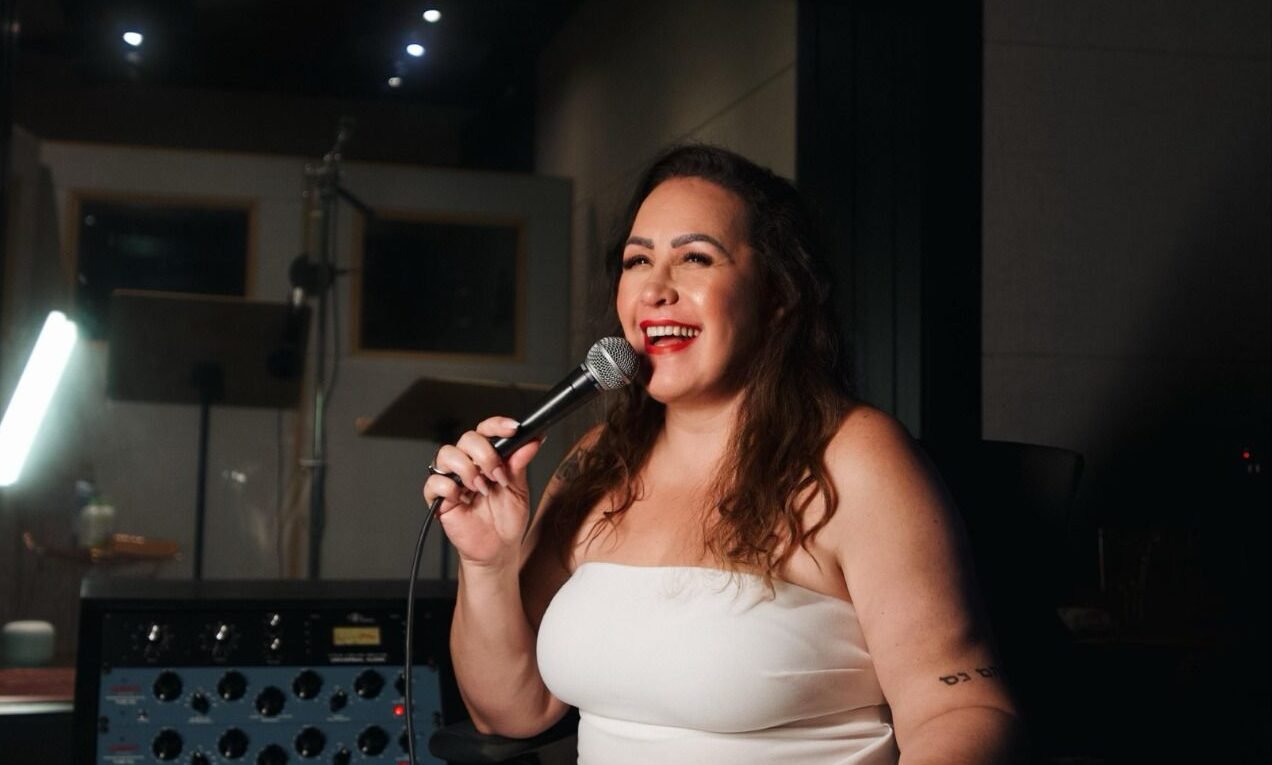 Mãe de Glória Groove lançará projeto de samba