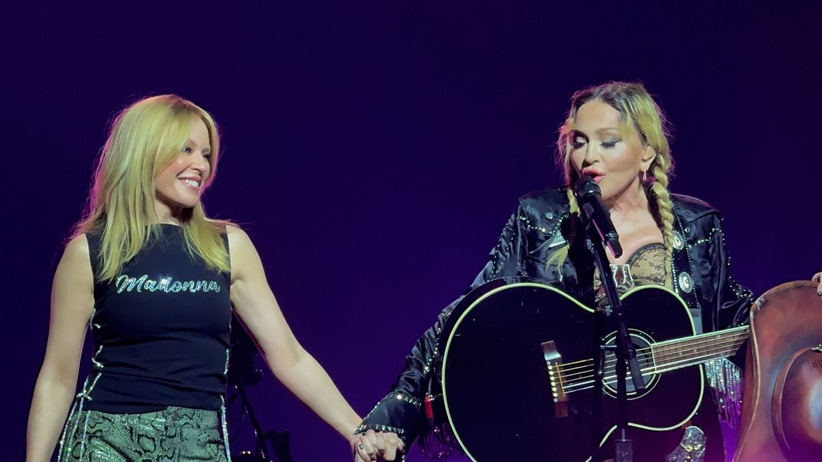 Madonna e Kylie Minogue finalmente juntas no palco