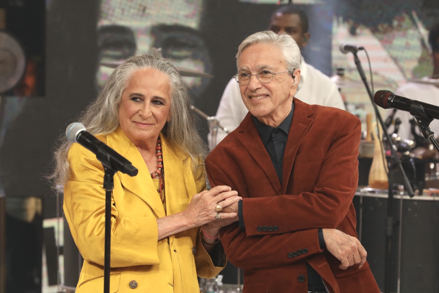 Exclusivo: Caetano Veloso e Maria Bethânia já têm data para vir ao Recife