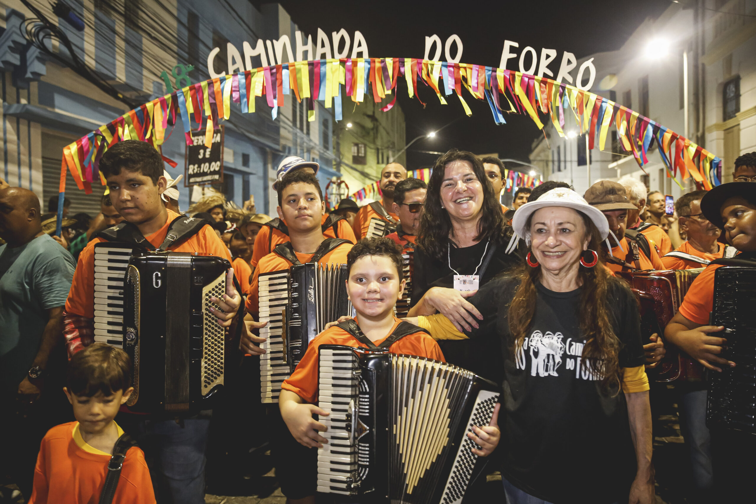 Com homenagem a Assisão, Caminhada do Forró abre São João do Recife