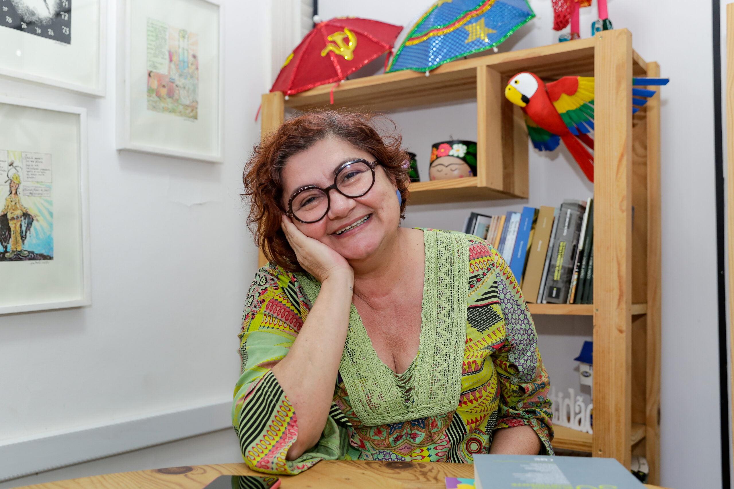 Cida Pedrosa recebe prêmio internacional por carreira literária