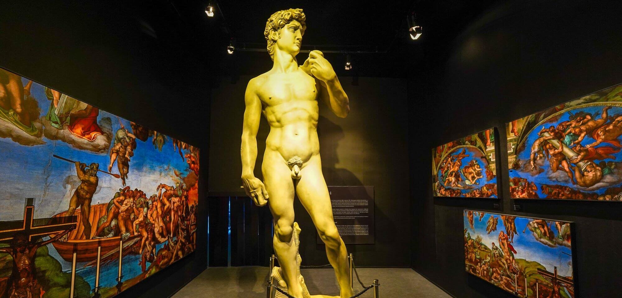 Exposição de Michelangelo estende temporada no RioMar Recife