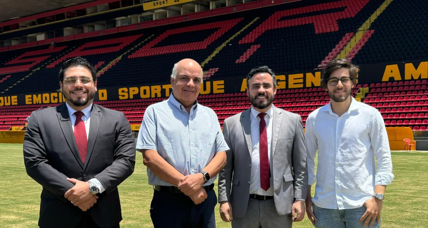 Almir Reis participa de encontro com Yuri Romão, presidente do Sport