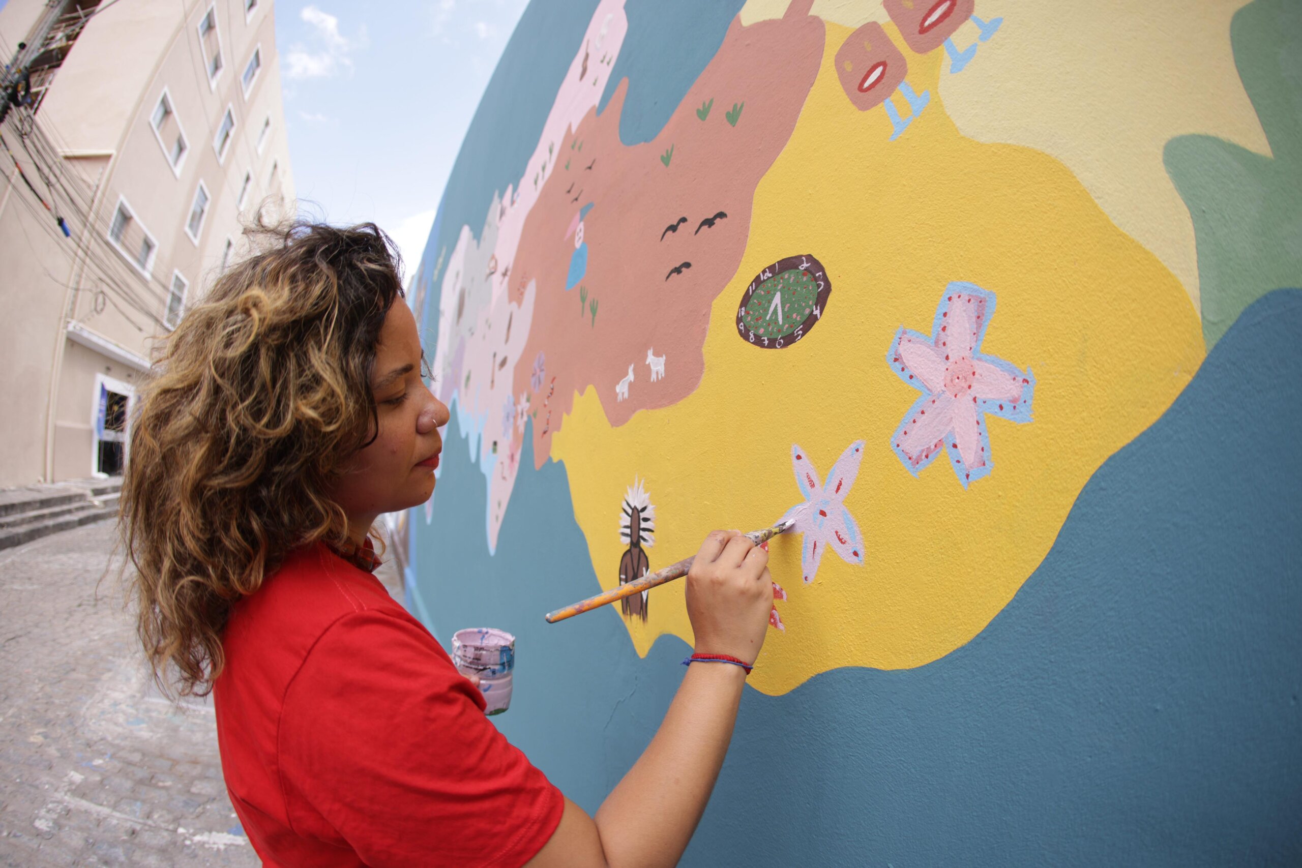 Perfumaria exalta beleza de Pernambuco em revitalização de rua