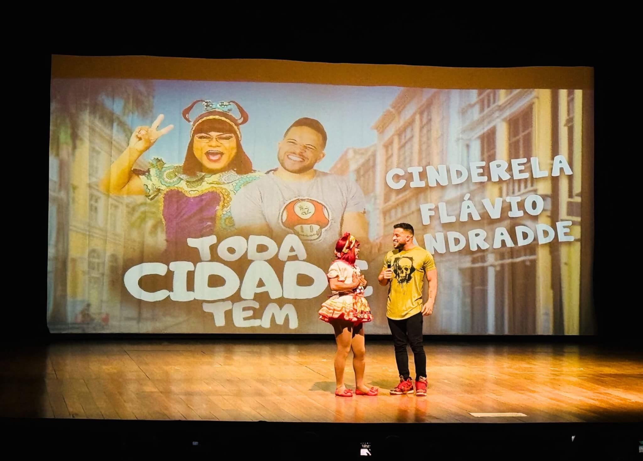 Cinderela e Flávio Andradde levam ‘Toda Cidade Tem’ ao Agreste