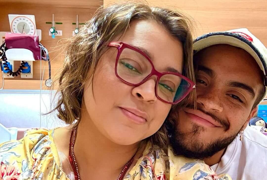 Filho de Preta Gil atualiza saúde da cantora após cirurgia