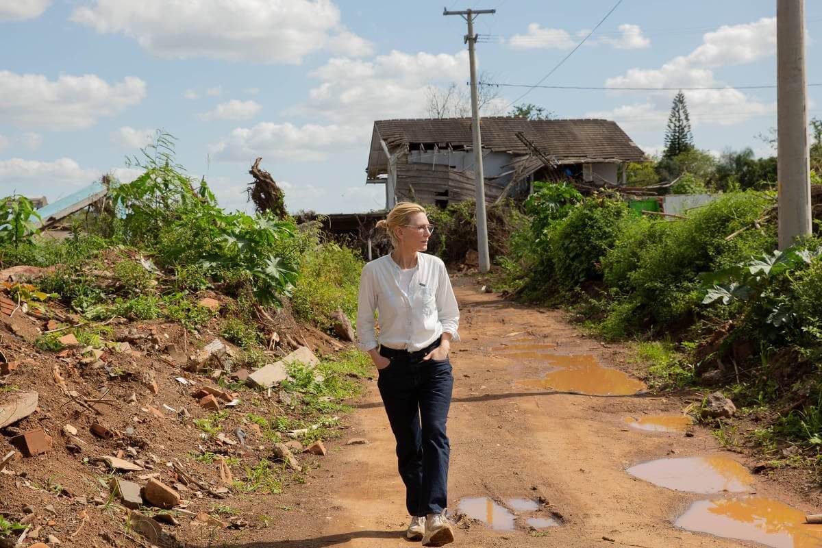 Diva do cinema, Cate Blanchett faz visita humanitária ao RS