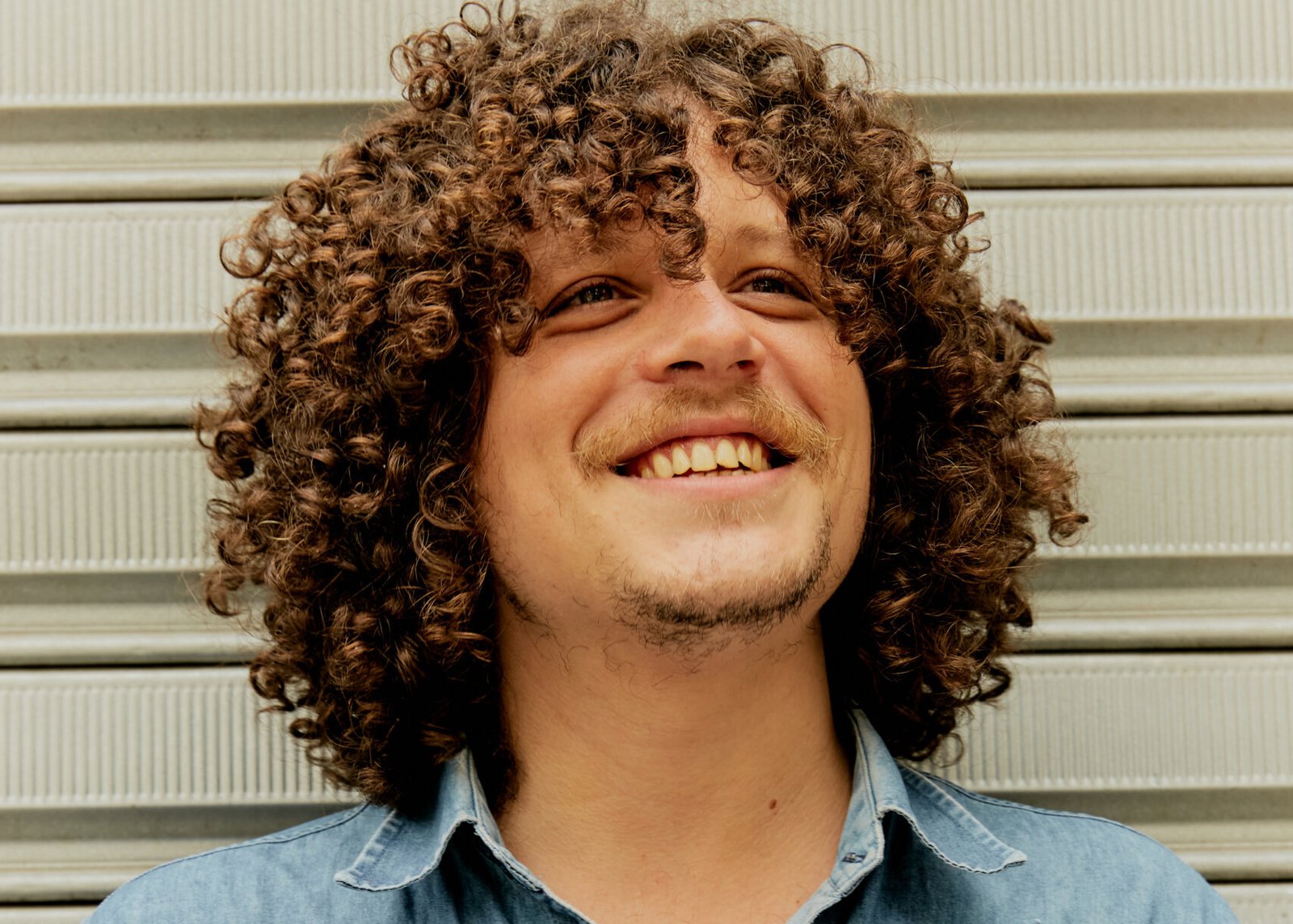 Filho de Cássia Eller, Chico Chico faz show em Pernambuco