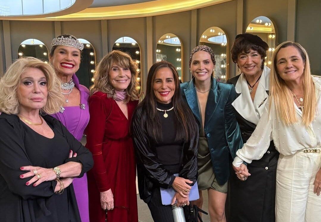 Vilãs da TV Globo em nova foto em homenagem aos 60 anos da emissora