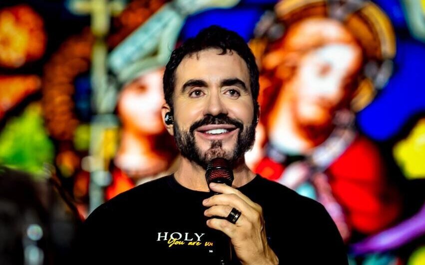 Padre Fábio de Melo se apresenta nesta quinta (1°) no Teatro Guararapes