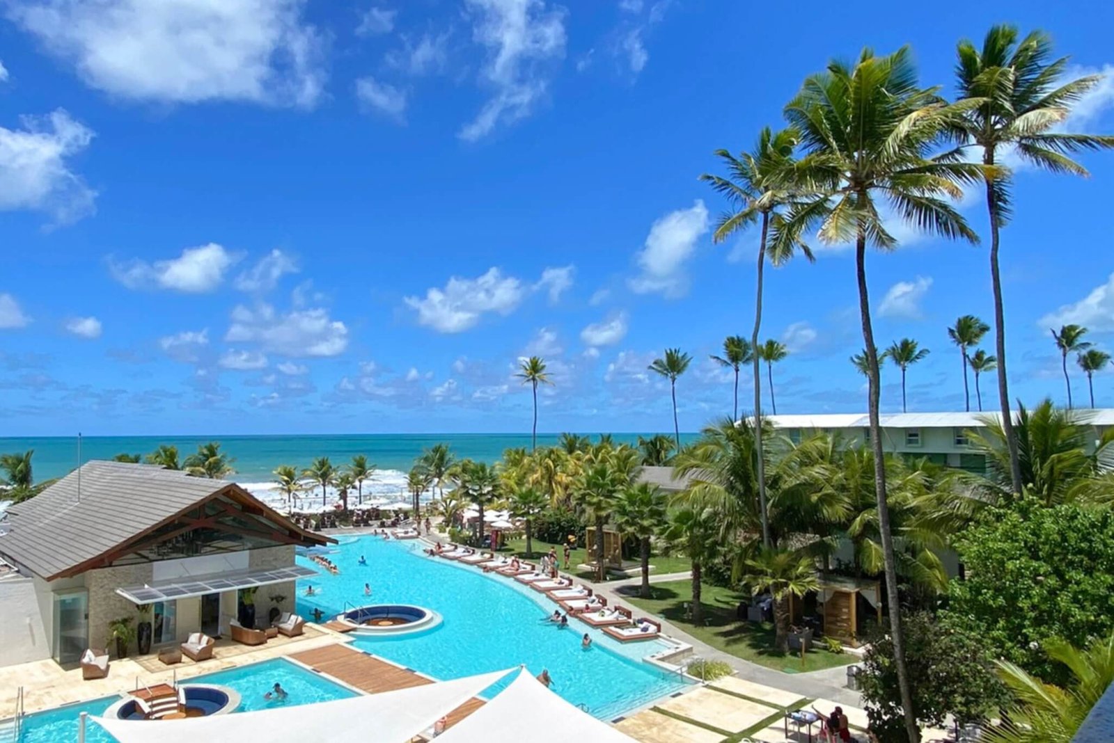 Resort em Porto de Galinhas aposta em modelo ‘all-inclusive’ com vista para o mar