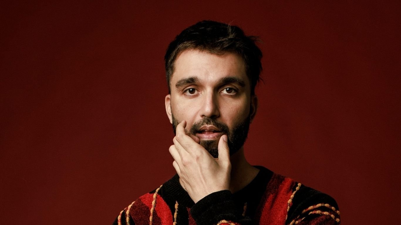 Silva embala os apaixonados com show nesta quinta (12)