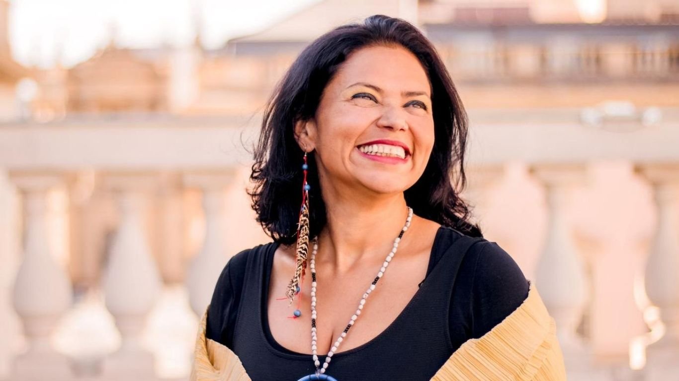 Adriane Queiroz canta árias clássicas no Virtuosi Gravatá