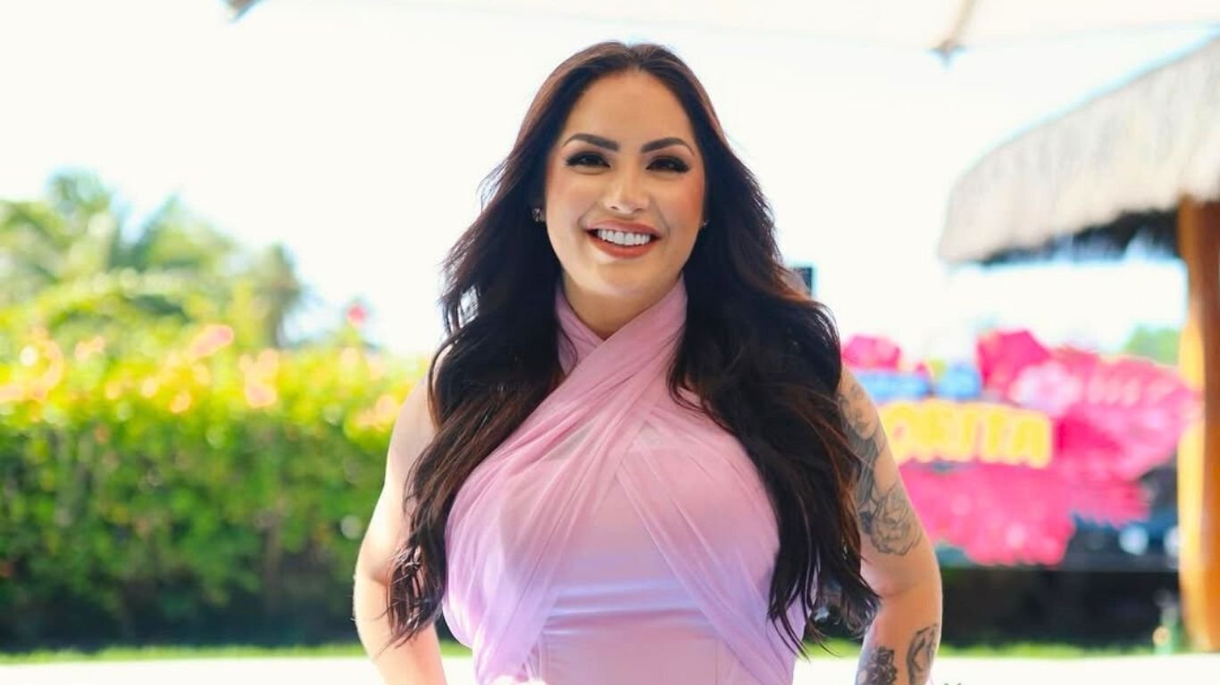 Raphaela Santos faz show neste sábado com o ‘Chama no Bregão’