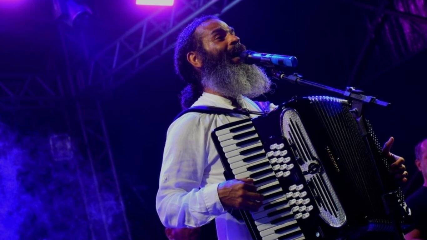 Cezzinha comanda noite de forró no Cais do Sertão nesta terça (5)