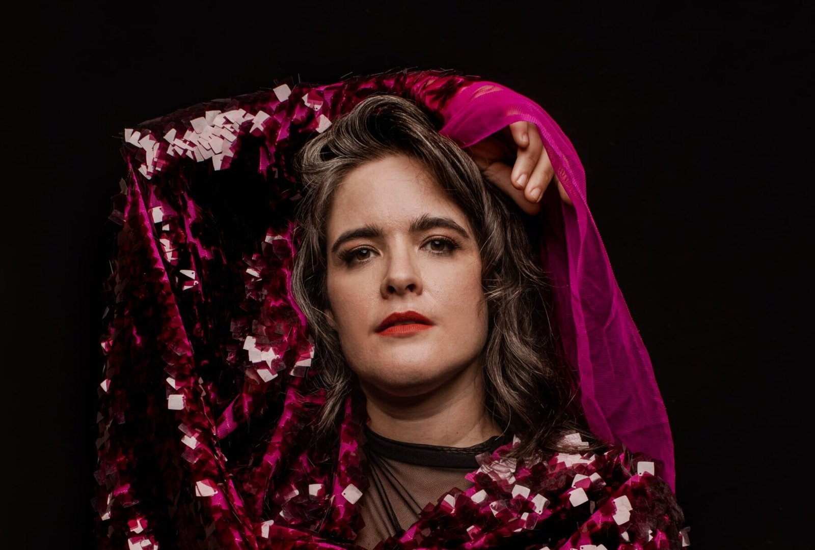 Espetáculo ‘ACESA’, de Alessandra Leão, chega à Casa Estação da Luz