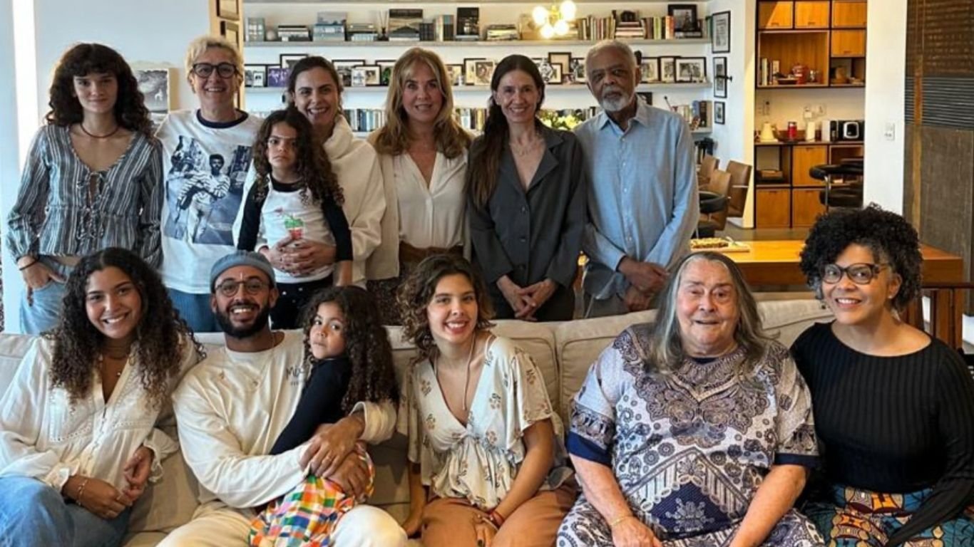 Sandra Gadelha, a Drão, celebra o Dia dos Pais ao lado de Gilberto Gil