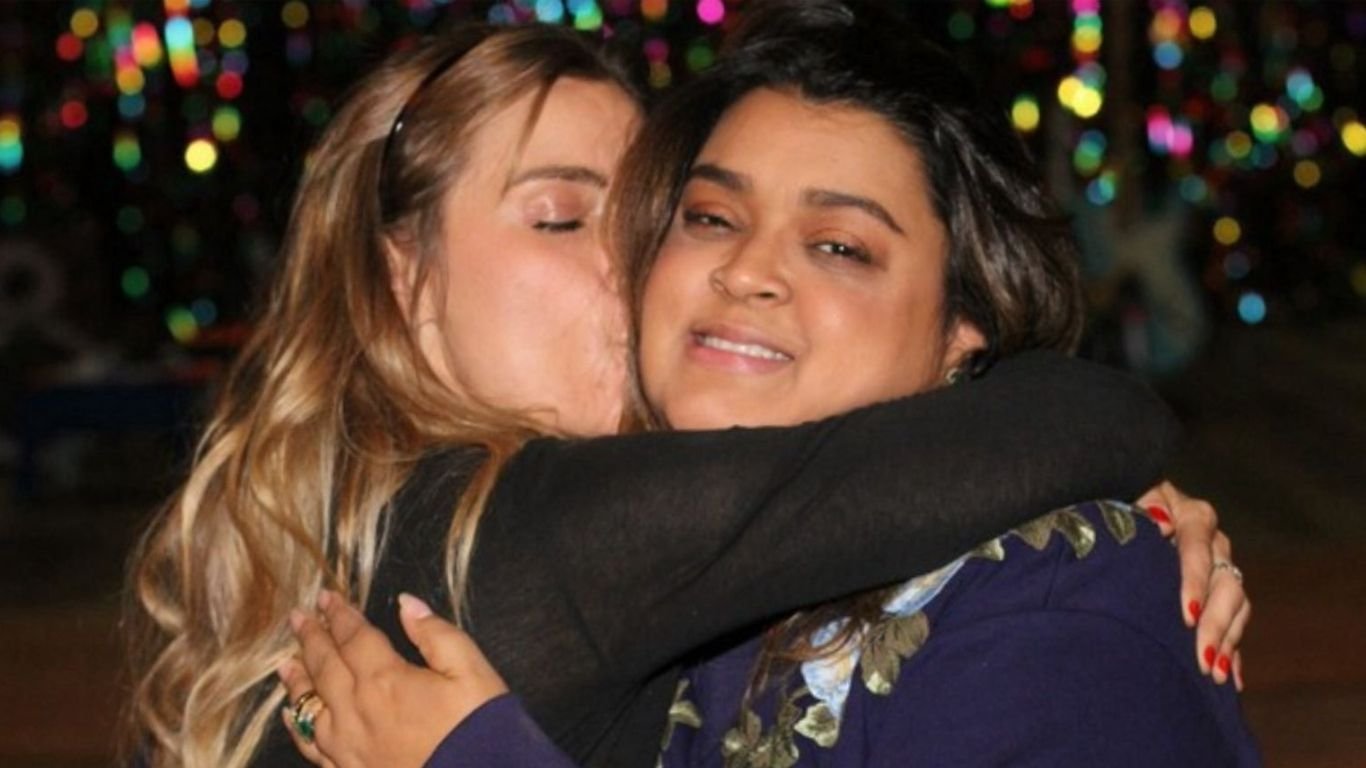 Dieckmmann faz homenagem a Preta Gil no dia do niver da cantora; veja