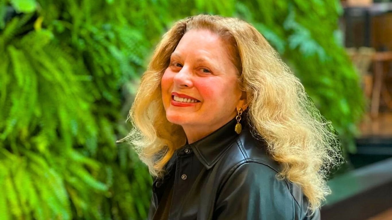 Atriz Vera Fischer surge com visual novo; veja o resultado