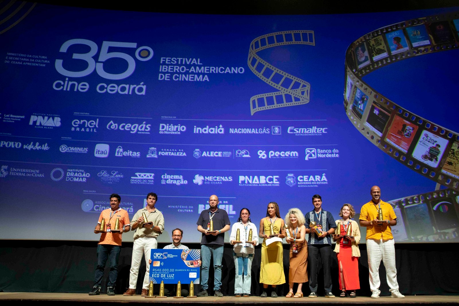 ‘Eco de Luz’, de Misha Vallejo, leva o principal prêmio do 35º Cine Ceará