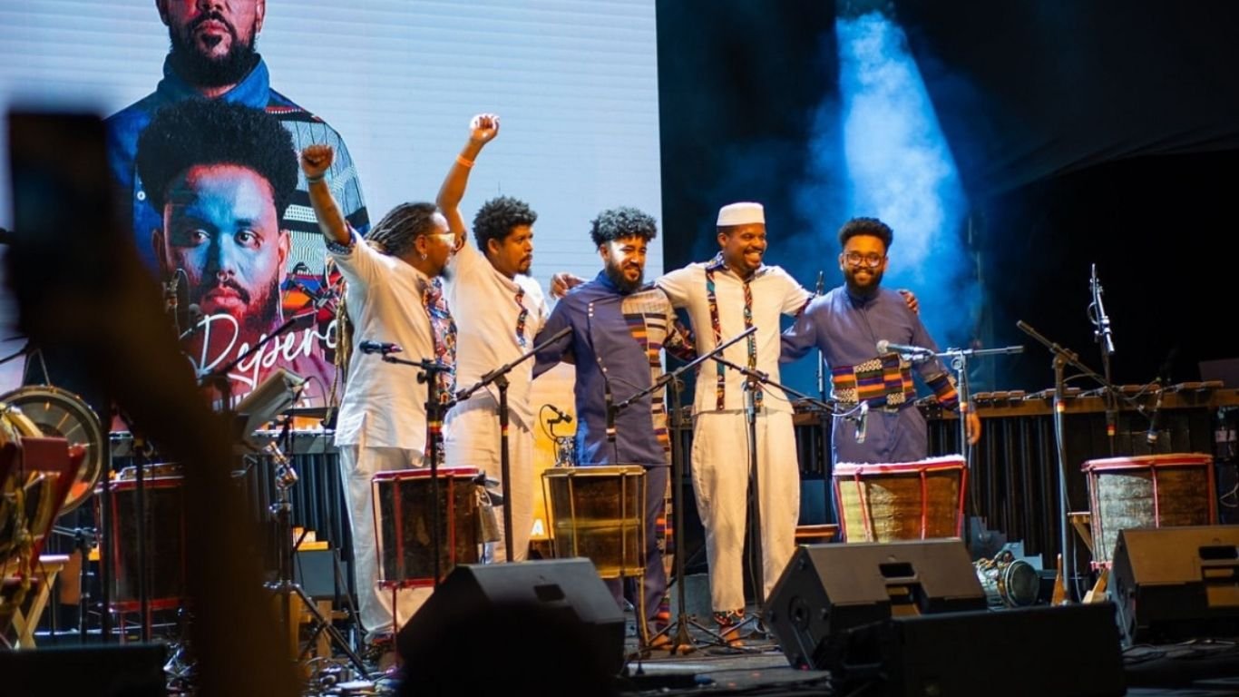Duo Repercuti e Tambores da Xambá se encontram no Teatro do Parque