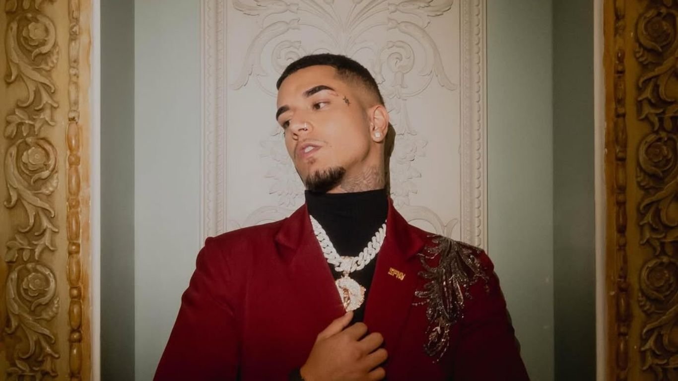 Rapper Veigh chega a Olinda com nova turnê em novembro