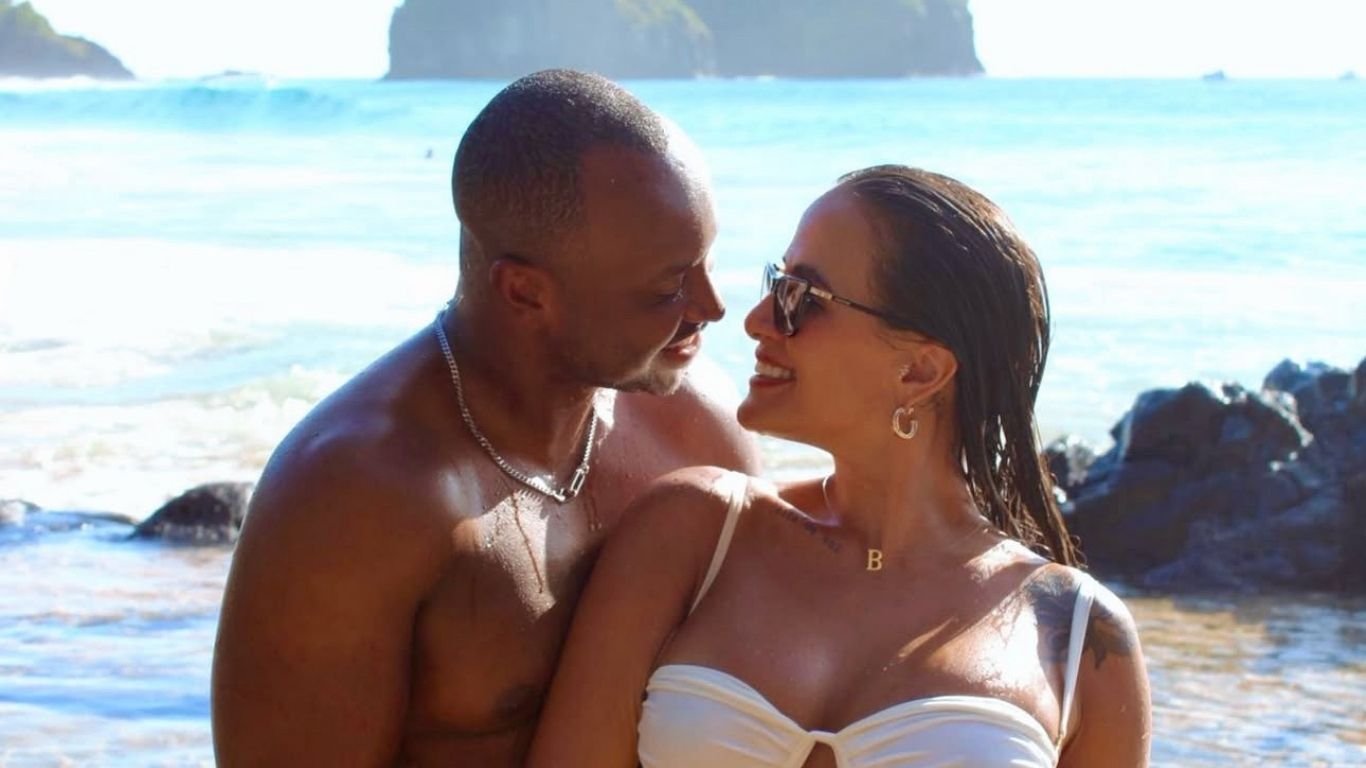 Ex-BBB Carol Peixinho comemora chegada no último mês de gestação