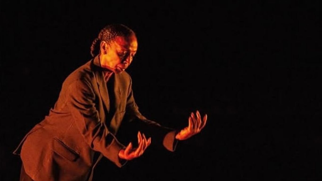 Temporada França-Brasil 2025 chega à Oficina Brennand com Léna Blou