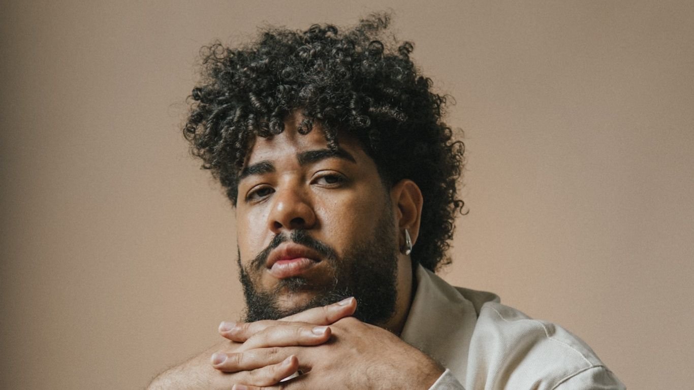 Ivyson retorna ao Recife com show especial neste sábado (13)