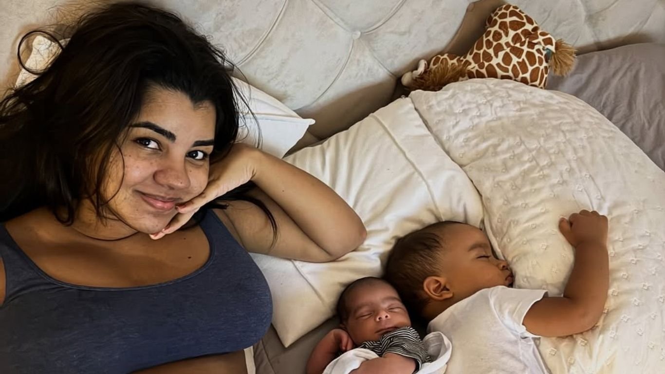 Ary Mirelle, esposa de João Gomes, se declara aos dois filhos