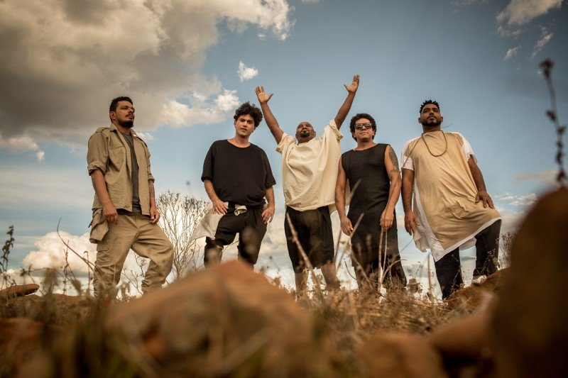 Cordel do Fogo Encantado reencontra público no Mimo Festival