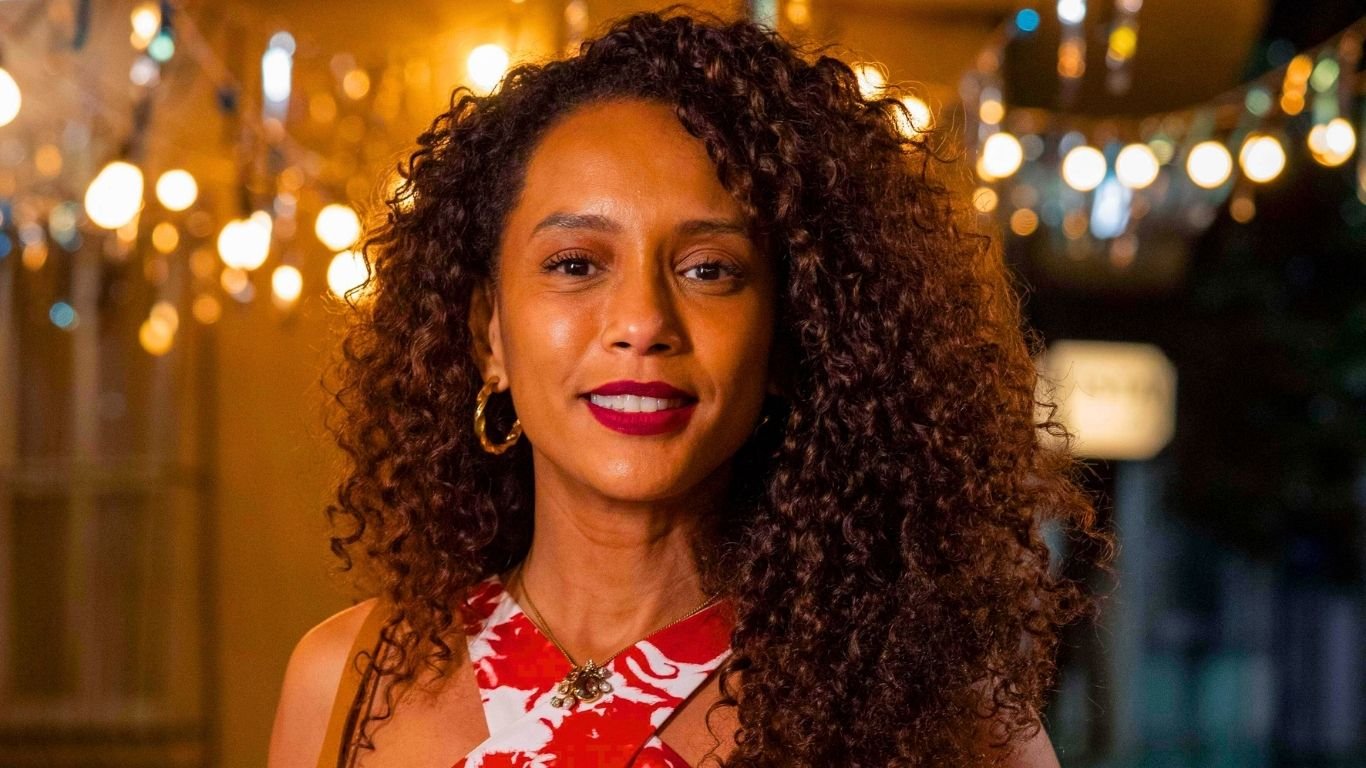 Taís Araújo muda visual após finalizar gravações de ‘Vale Tudo’