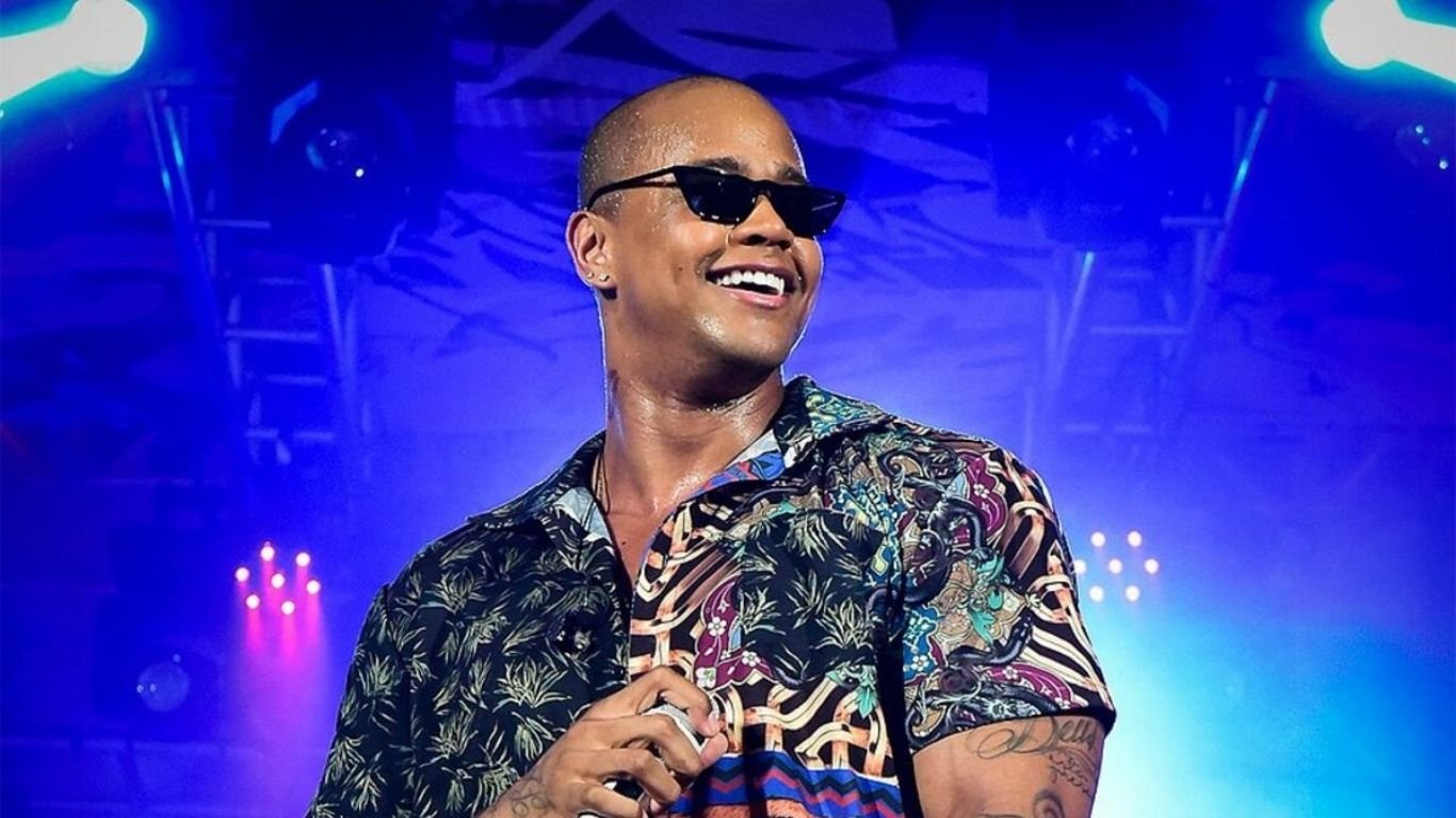 Léo Santana vai estrear como apresentador de TV na Bahia