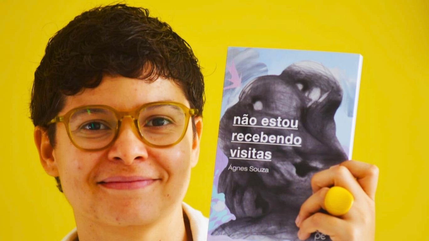 Ágnes Souza lança novo livro na XV Bienal Internacional do Livro de P