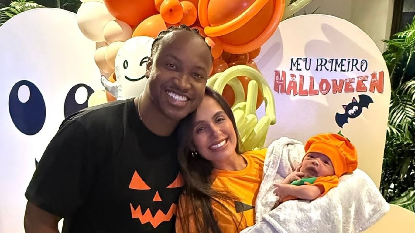 Carol Peixinho e Thiaguinho celebram 1º mesversário do filho, Bento