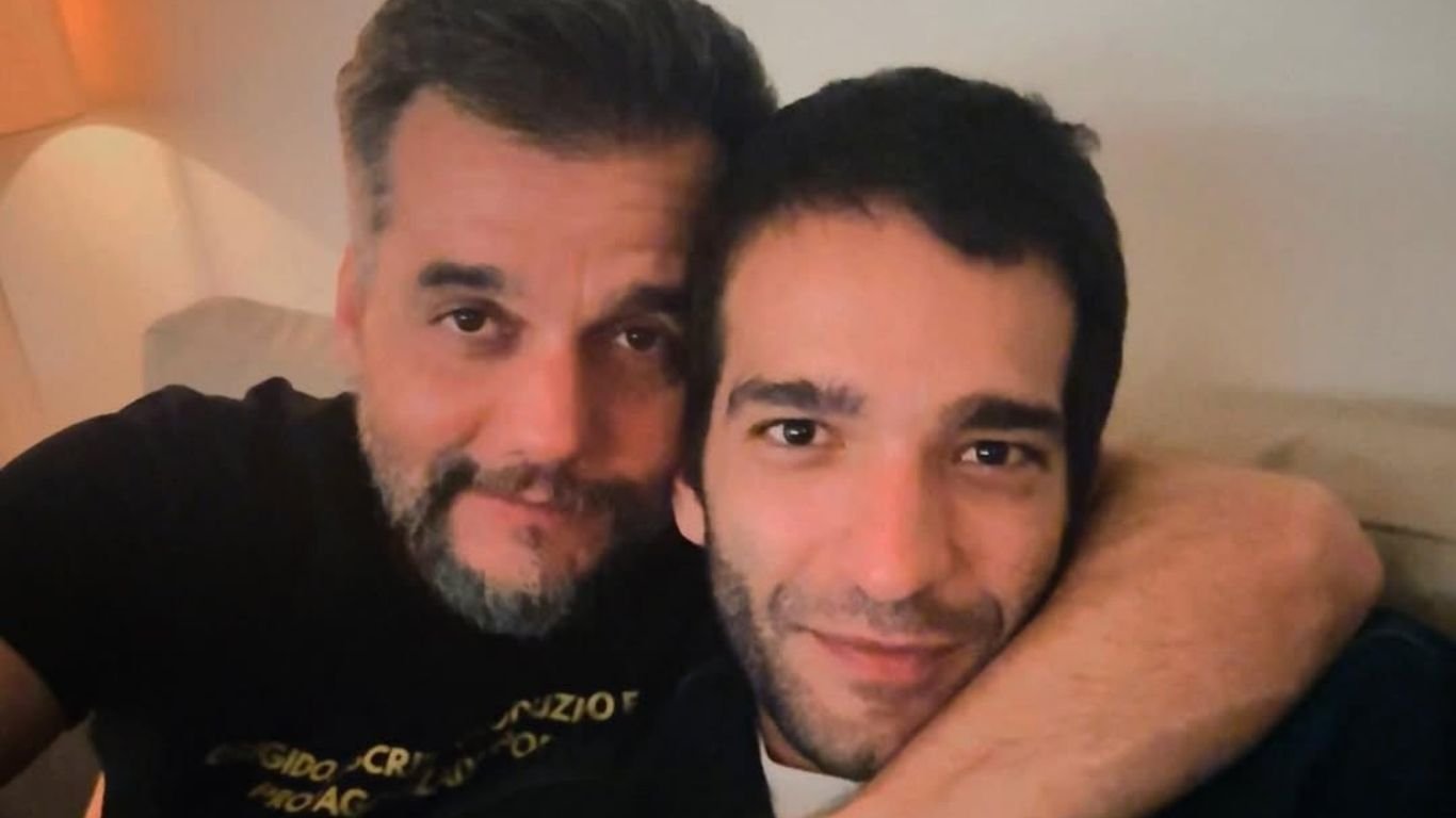 Wagner Moura e Humberto Carrão surgem em clima de descontração