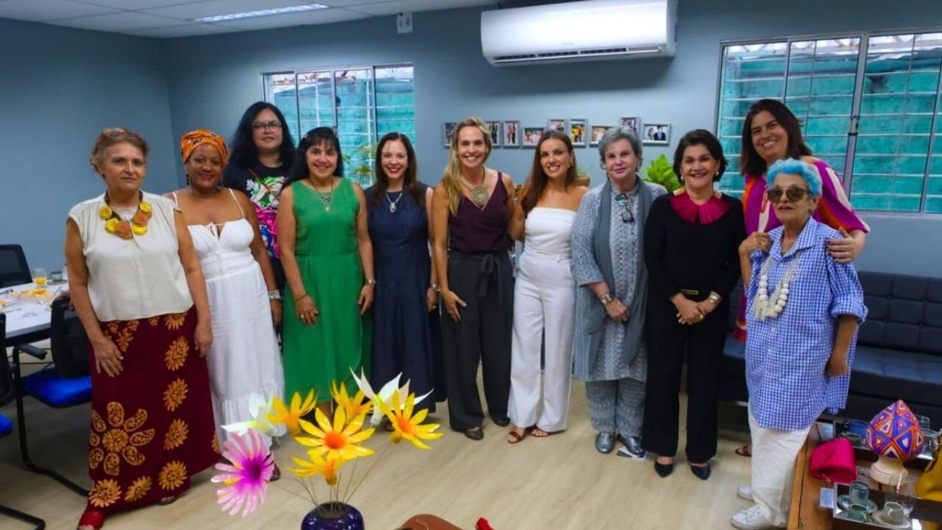 Isabella de Roldão destaca força feminina na mostra ‘Elas Pintam o 7’