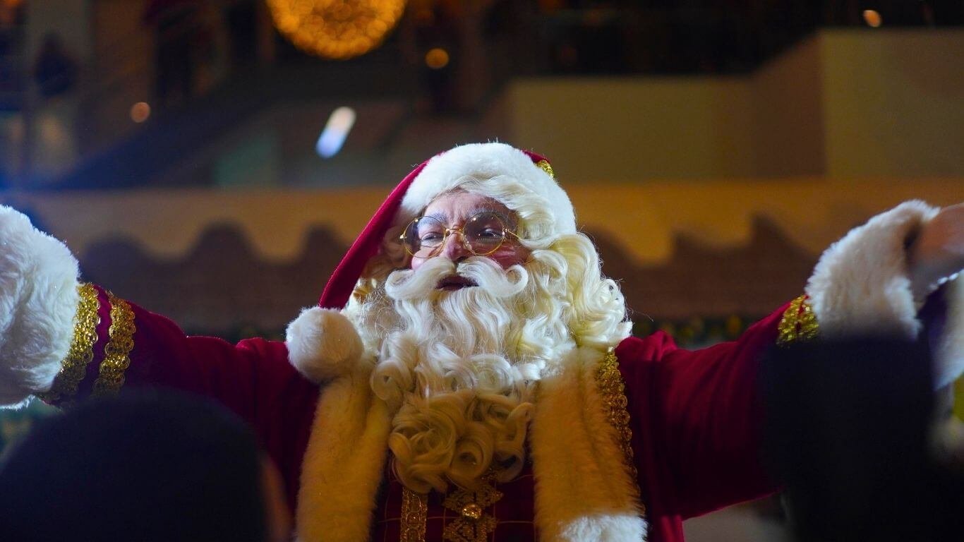 Papai Noel chega ao Shopping Tacaruna para dar início ao Natal 2025