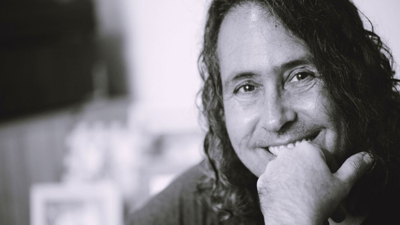 Deco Fiori apresenta novo álbum repleto de memória e poesia