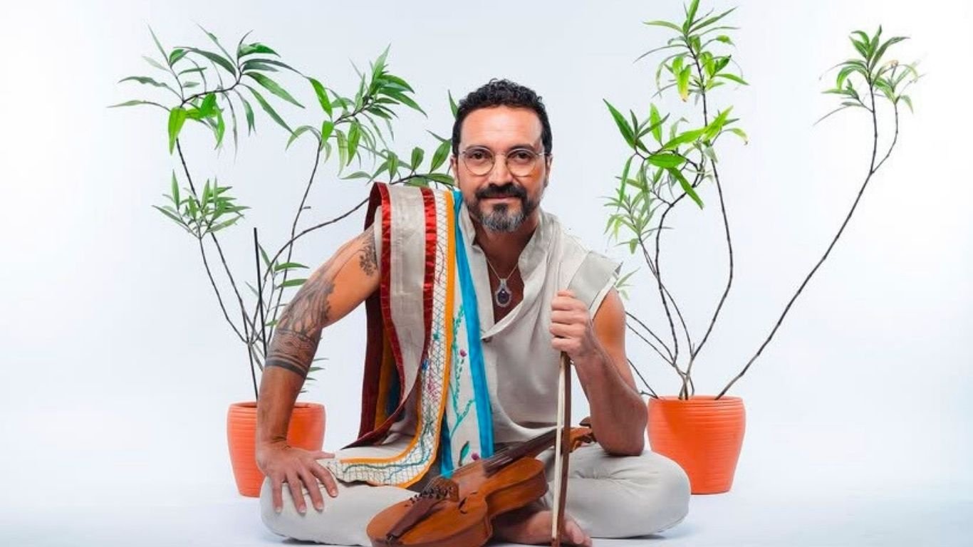 Cláudio Rabeca se apresenta neste sábado (15), em Olinda