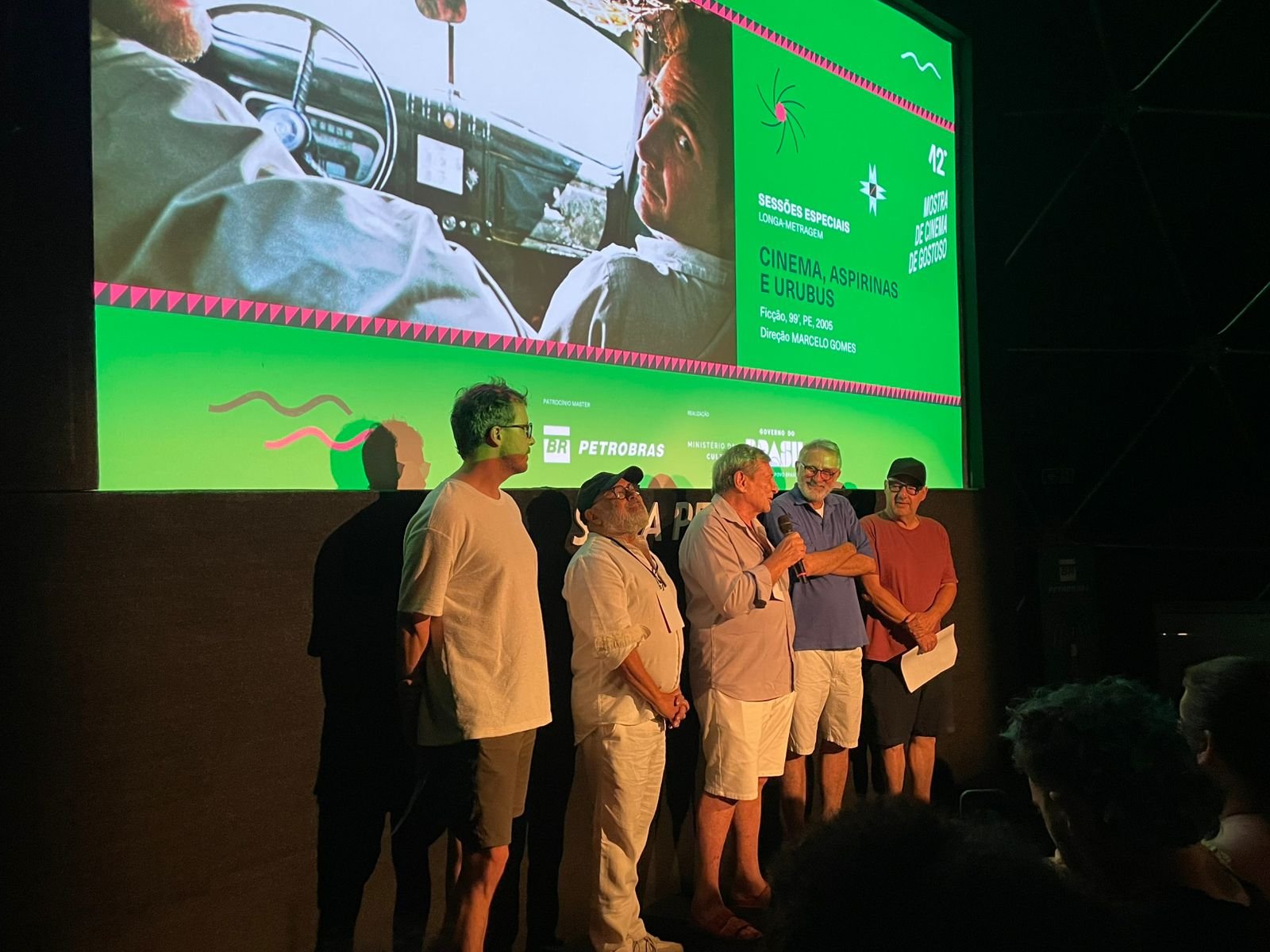 ‘Cinema, Aspirinas e Urubus’ tem sessão restaurada exibida na 12ª Mostra de Cinema de Gostoso