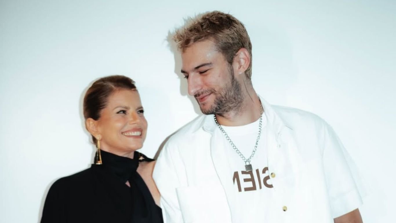 Débora Bloch se declara ao filho caçula em aniversário de 28 anos: “Te amo”