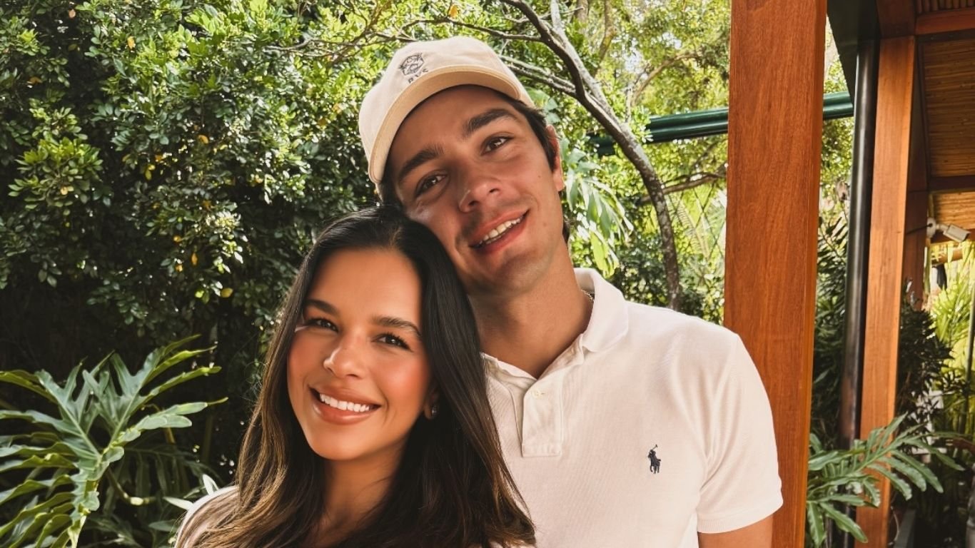 Na reta final da gravidez, Mariana Rios exibe barrigão do primeiro filho; veja