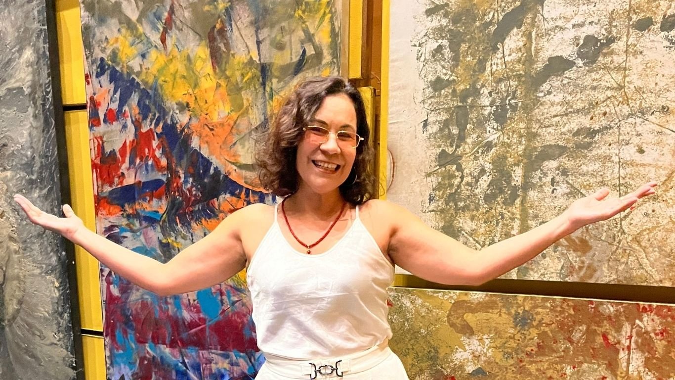 Carla Rio comanda o último samba do ano no Recife Antigo nesta sexta (26)