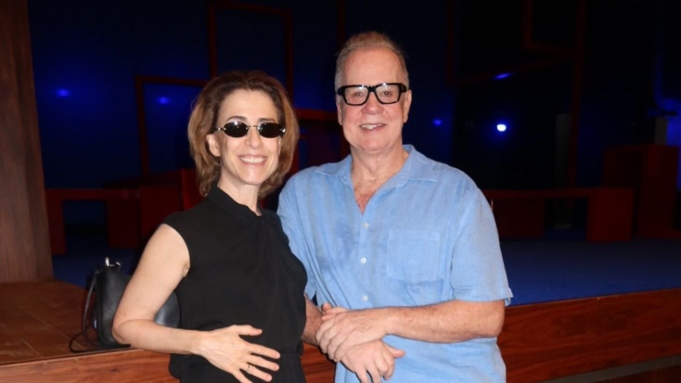 Reencontro de ‘Vani’ e ‘Rui’ encanta fãs do clássico seriado ‘Os Normais’