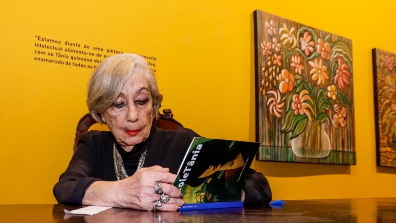 Exposição reúne mais de 170 obras de Tânia Carneiro Leão no Recife