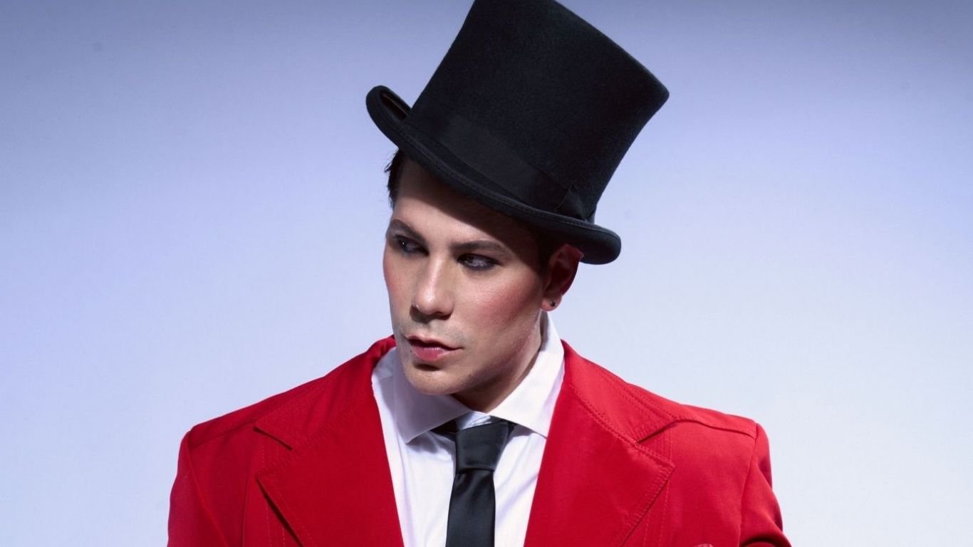 Ex-RBD, Christian Chávez apresenta nova turnê nesta quarta (28), no Recife