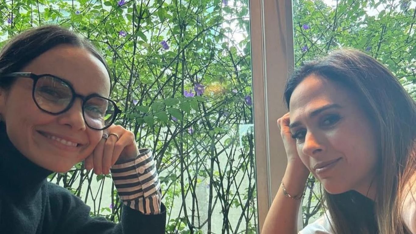 Débora Falabella faz aniversário e ganha declaração de Tatá Werneck