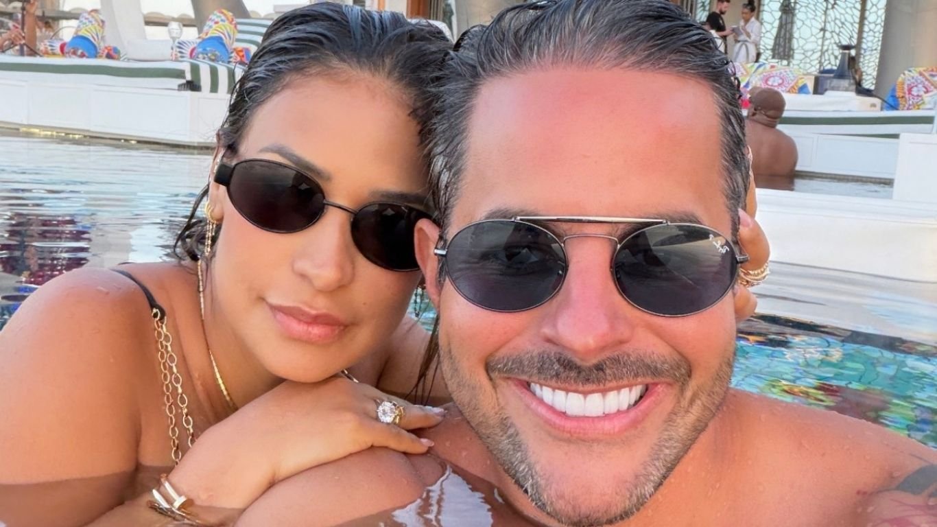 Simone Mendes ganha declaração do marido durante férias nos Emirados Árabes
