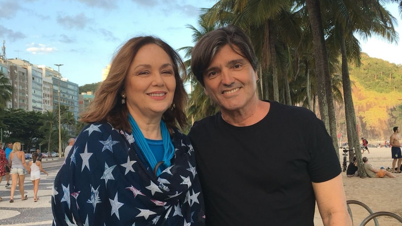 Jane Duboc e Nico Rezende se apresentam no Projeto Seis e Meia, no Recife